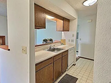 122 Victory Way — Photo 9