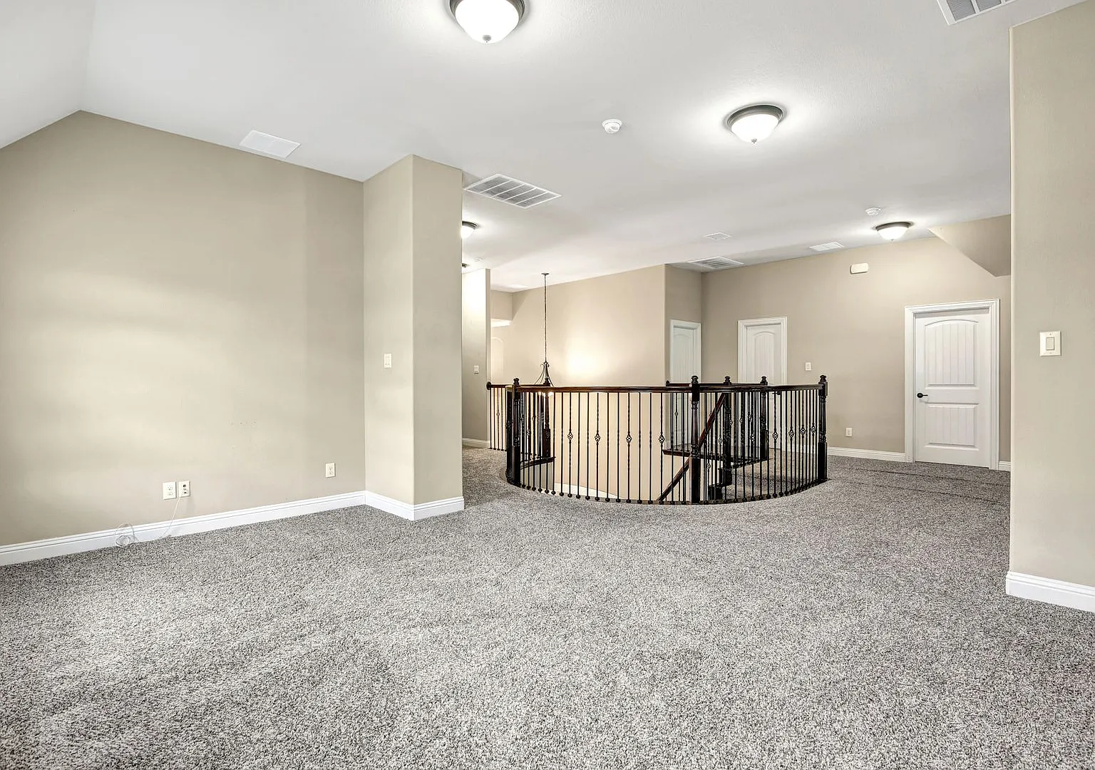 Luxury in Frisco — Photo 2