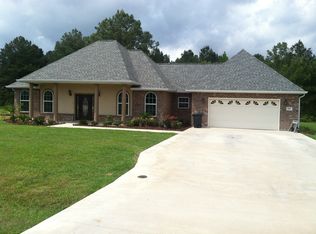 105 Mirante Dr, Leesville, LA 71446