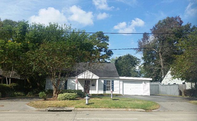 1st image of 2485 W Lucas Dr