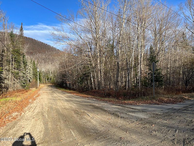 2nd image of L46131 Lakeview Lane