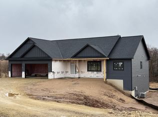 1483 48th St, Somerset, WI 54025