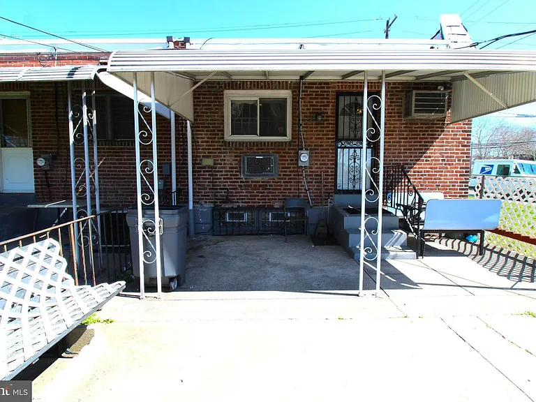 2250 S 56th St — Photo 25