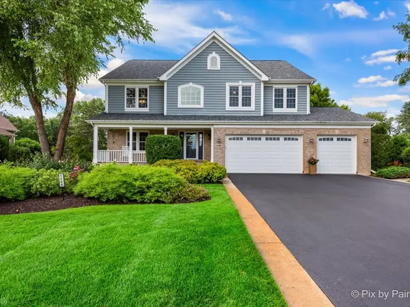 1500 Mink Trl, Cary, IL 60013