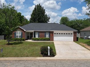 106 Chipper St, Bonaire, GA 31005