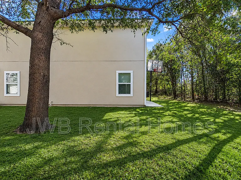 4807 Playpen Dr — Photo 10