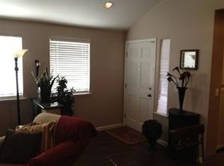 5725 W Vartikian Ave, Fresno, CA 93722