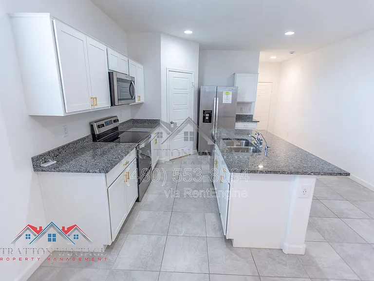 1673 N Wrigley Dr — Photo 11