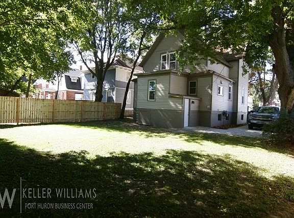 3rd image of 2616 Gratiot Ave