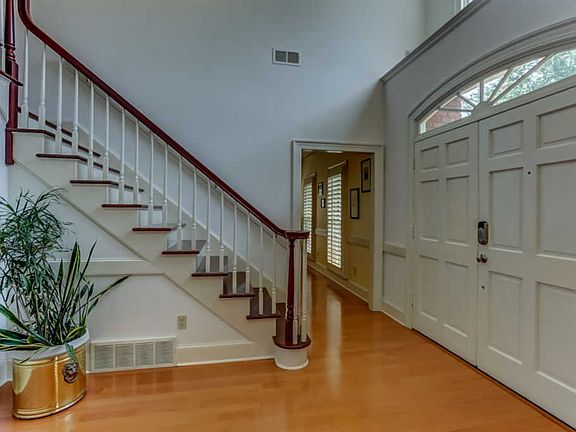 2nd image of 7038 May Woods Ln
