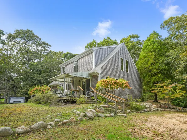 42 Hidden Village Road, West Tisbury, MA 02575