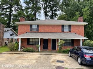 301 Peach Orchard Dr, Ridgeland, MS 39157