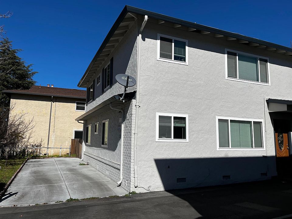 1st image of 1586 Quebec Ct