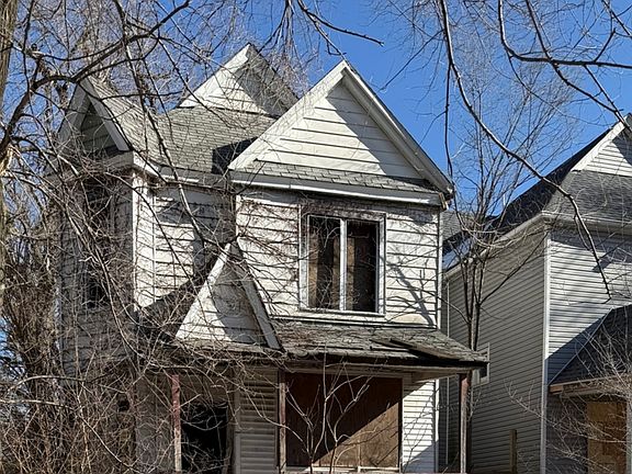 2nd image of 7953 S Union Ave