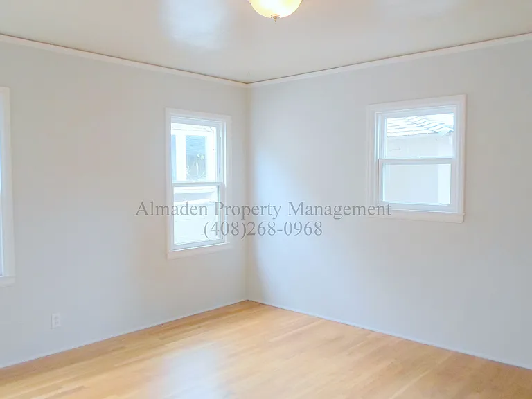 1619 Lincoln Ave — Photo 7