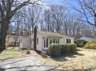3816 Noyack Rd, Sag Harbor, NY 11963
