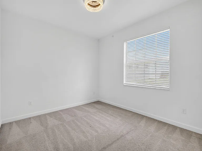 13275 NW Copper Creek Dr — Photo 27