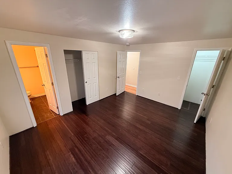4871 Mount Adams View Dr — Photo 37