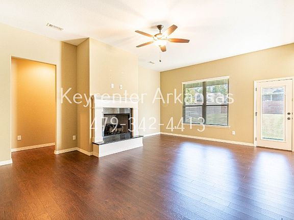 4th image of 4870 N Castlewood Ln #4872