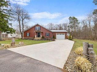 1393 S Creek Rd, Derby, NY 14047