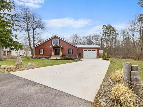 1393 S Creek Rd, Derby, NY 14047