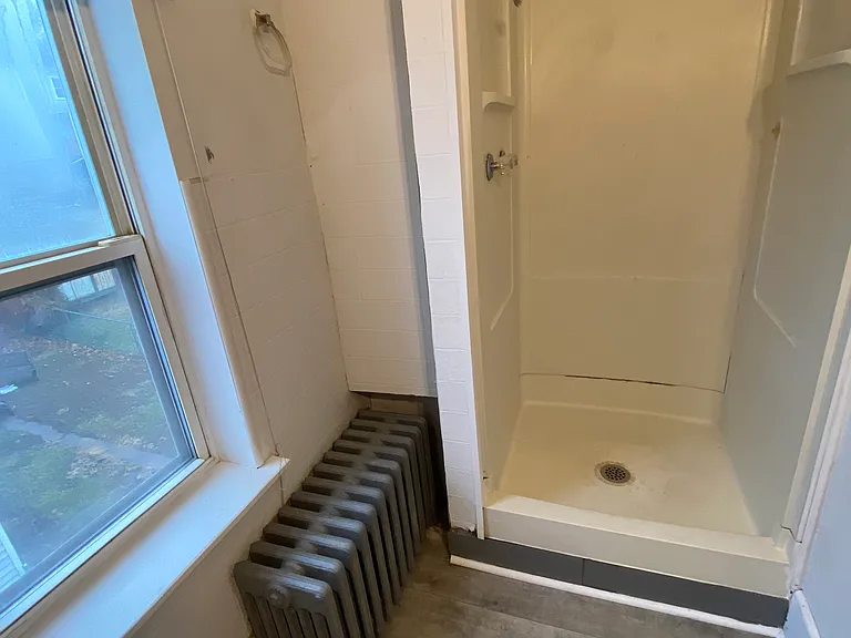 1201 W Market St #3 — Photo 9
