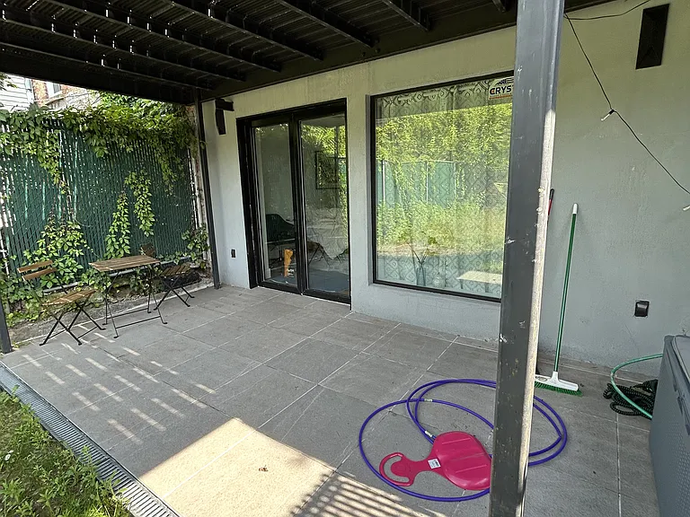 2077 Pacific St #2 — Photo 12