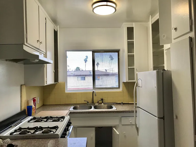 #7 Kitchen