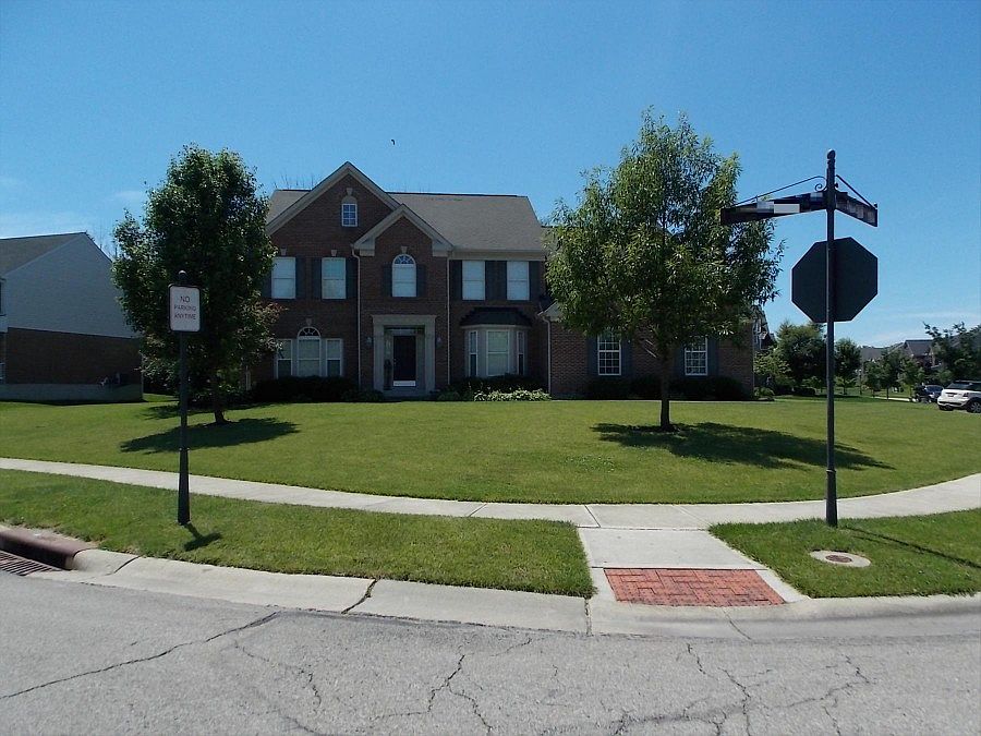 1st image of 275 Woodstone Way