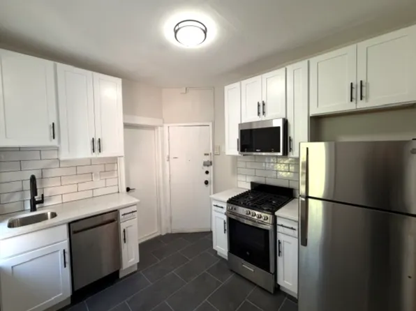 (undisclosed Address), West New York, NJ 07093