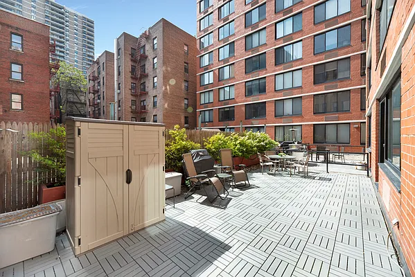 Rented by Douglas Elliman | media 5