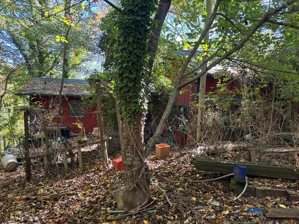 736 Coweeta Lake Cir, Otto, NC 28763