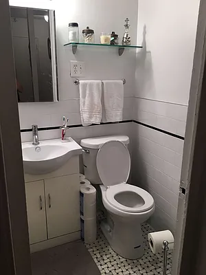 Rented by Owner | media 16