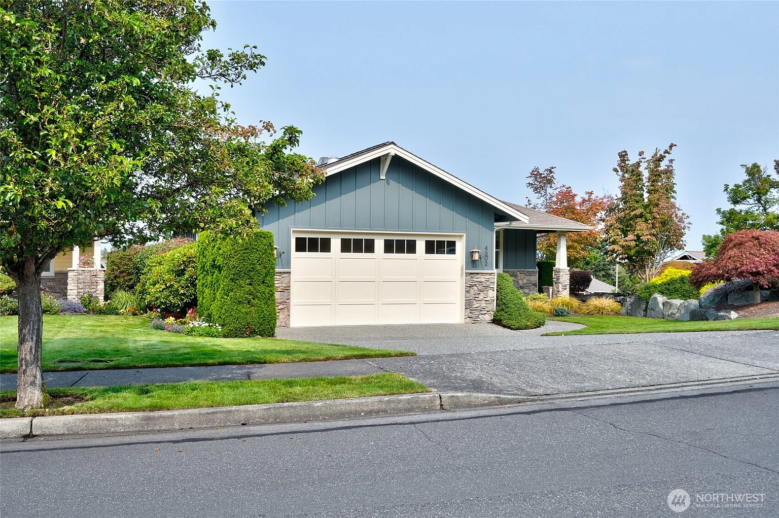 4902 Portalis Way photo 1