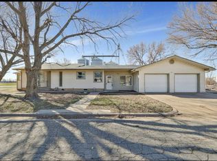 601 S Daily Rd #1, Mount Hope, KS 67108
