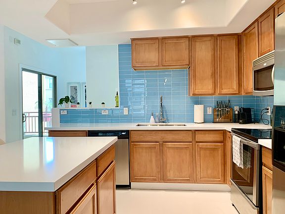 3rd image of 2402 E 5TH Street #1690
