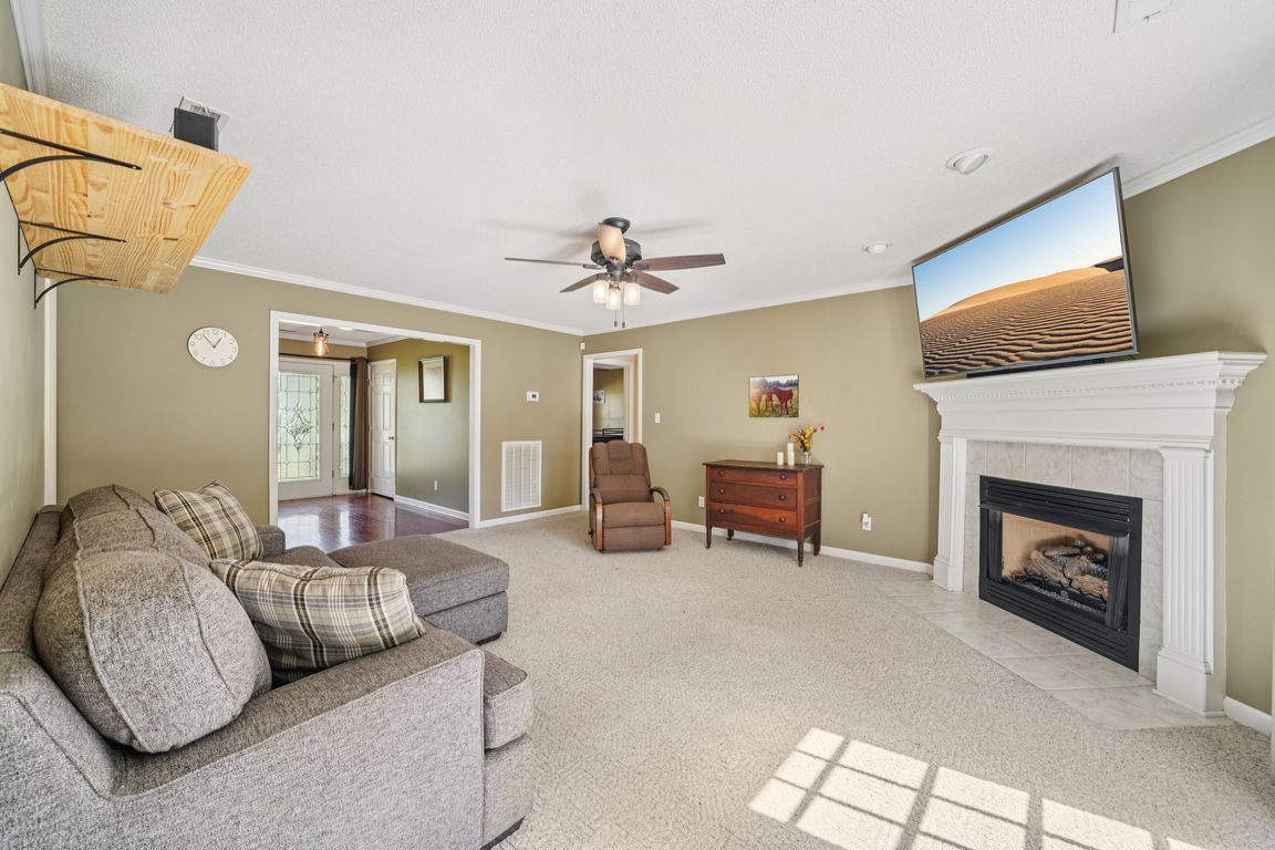 next background image