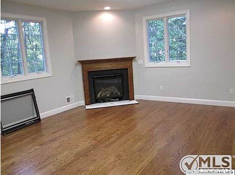 4th image of 109 Reagan Ct