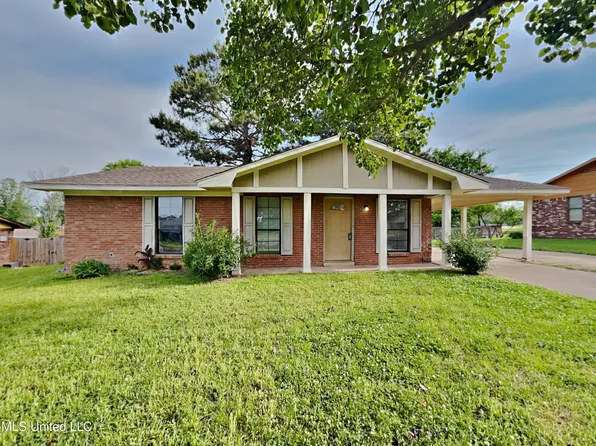 10482 Lafayette Dr, Olive Branch, MS 38654
