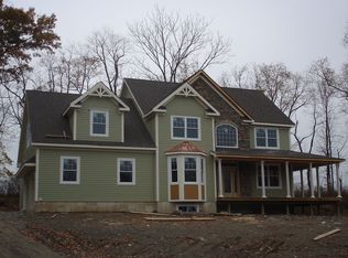 20 Warwick Lake Pkwy, Warwick, NY 10990