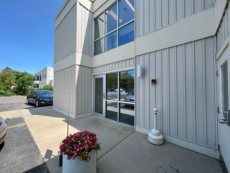 124 Beech St #203 — Photo 23