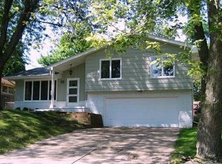 2728 64th St, Des Moines, IA 50322