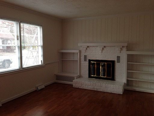 2nd image of 313 Granite Ave