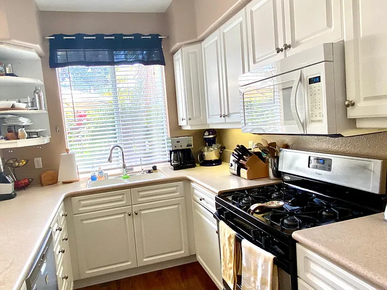 613 Sweet Pea Pl — Photo 31