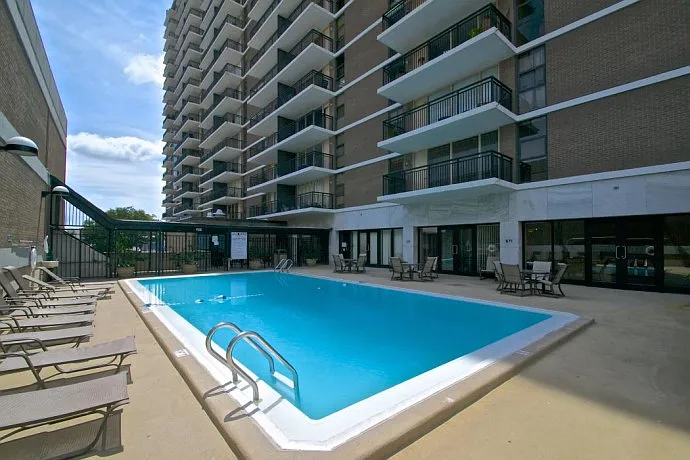 620 Peachtree St NE — Photo 11