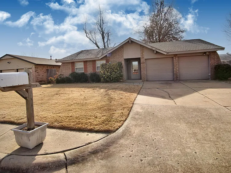 620 Winding Ln — Photo 24