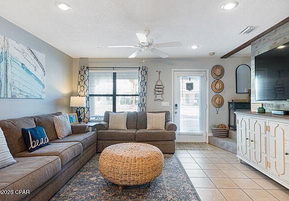 2nd image of 35 Chateau Rd