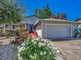 2812 Beth Ct, Santa Rosa, CA 95403