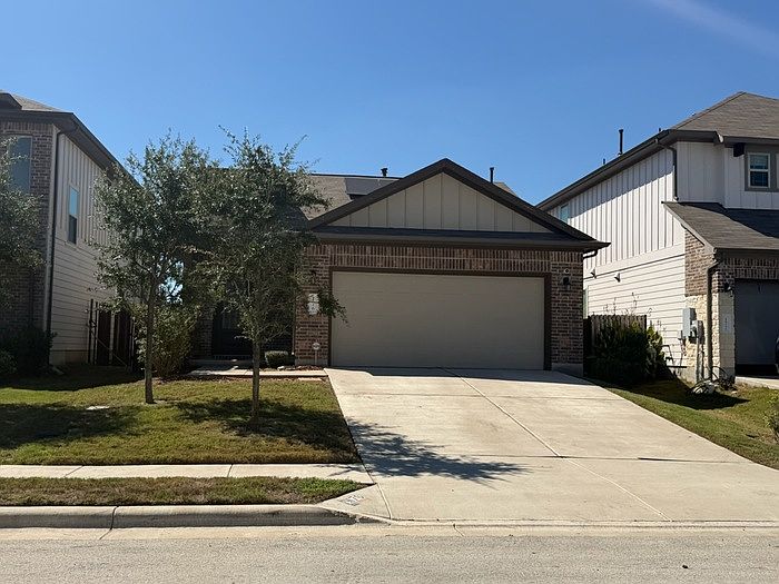 1st image of 176 Mayney Ln