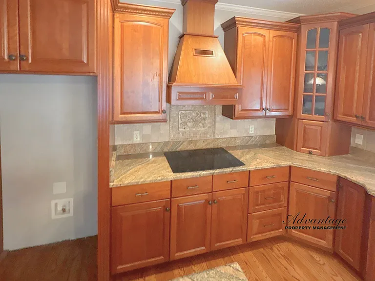 1286 Creek Valley Dr — Photo 13